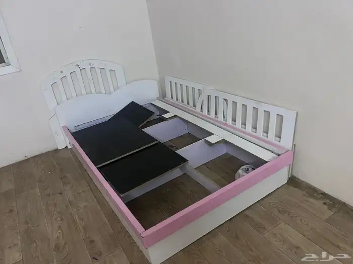 سرير نفر ونص 140 200 نظيف 0