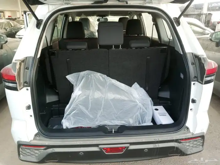 تويوتا انوفا 2026 8