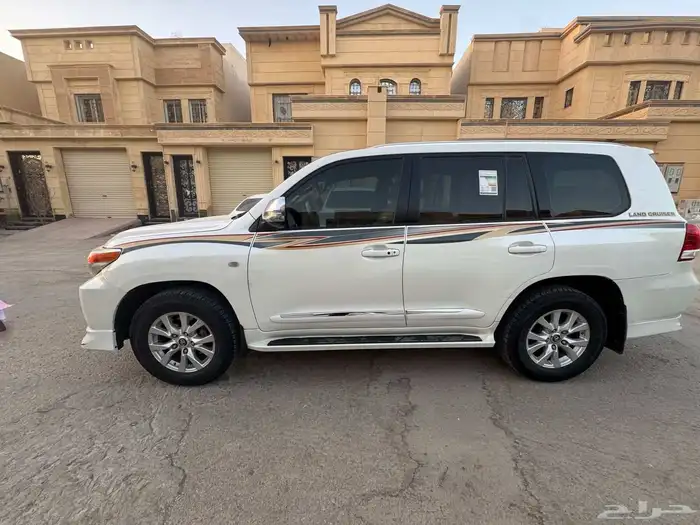 بيع لاندكروزر 2010دبل V8بستون 3