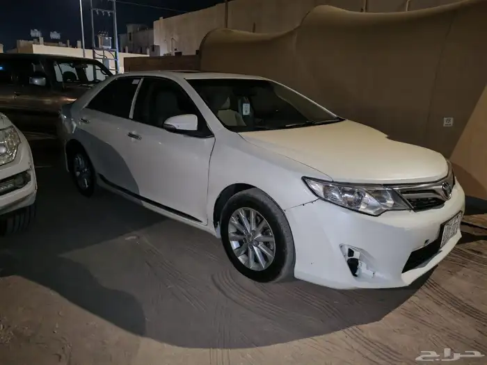 ) كامري فل كامل نظيفة جدا ممشى 200 ألف فقط 0