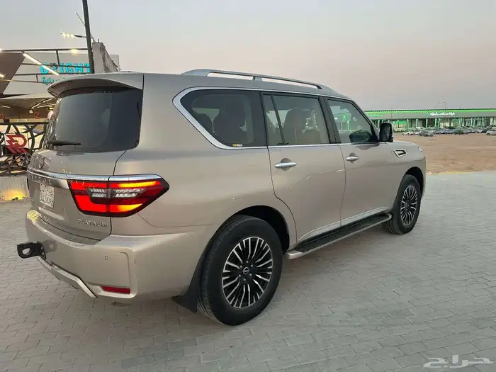 باترول بلاتينيوم 2022 فل كامل سعودي بحالة الوكالة 7