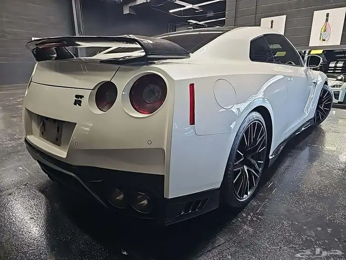 نيسان جي تي ار gtr مديل 2021 1