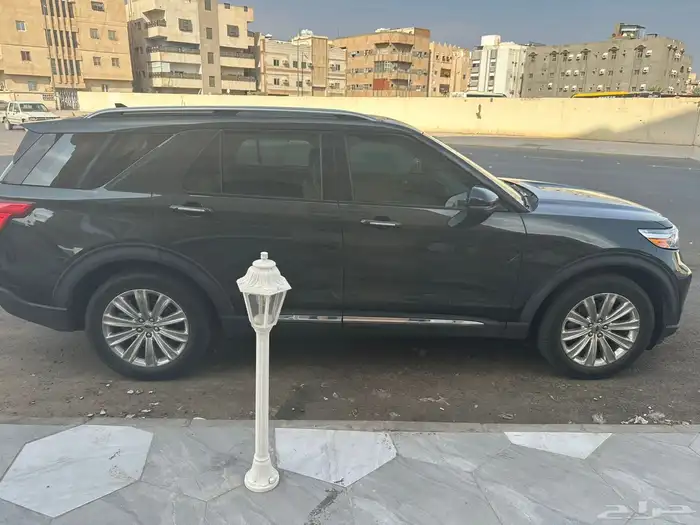 فورد اكسبلور 2022 اعلي فئة 10