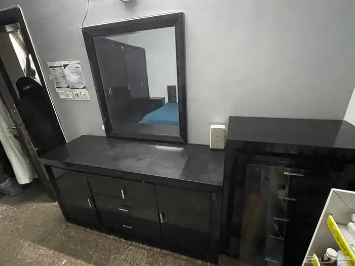 غرفة نوم اسود 1