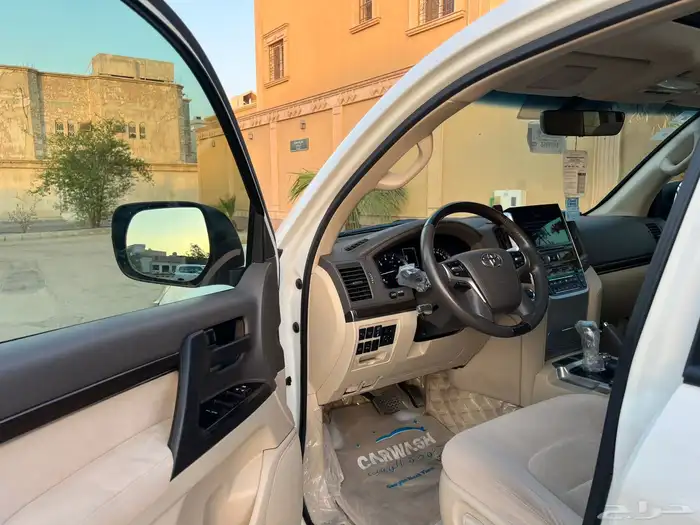 تويوتا لند كروزر GXR سعودي 9