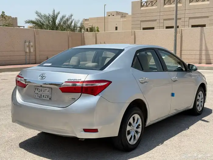 تويوتا كورولا 2016 1