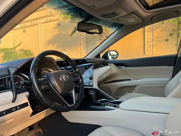 تويوتا. كامري 2022 13