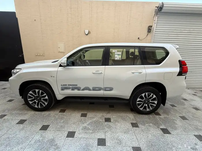 البيع برادو الساير مديل 2023 12