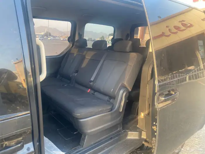 سيارة استاريا 5