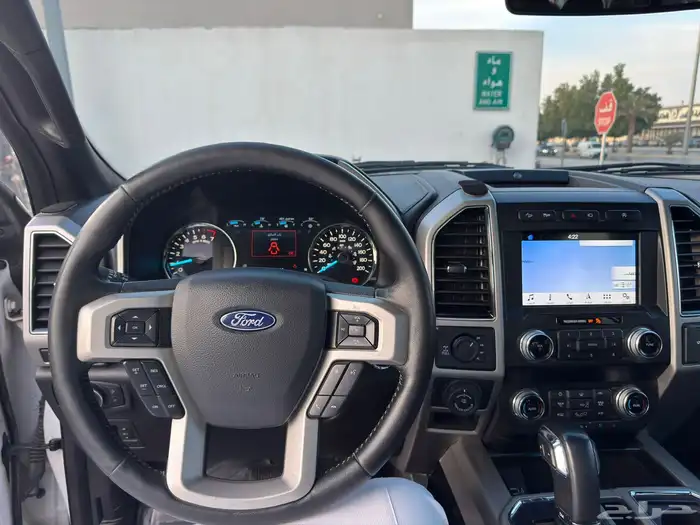 فورد F 150 قمه فالنظافة الحمدلله ثمانيه سلندر 14
