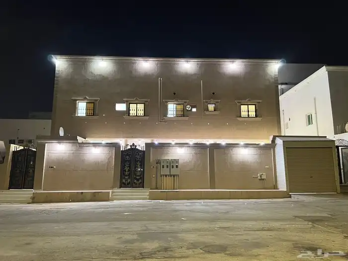 بيت دور و3 شقق للبيع في جنوب الهفوف 0