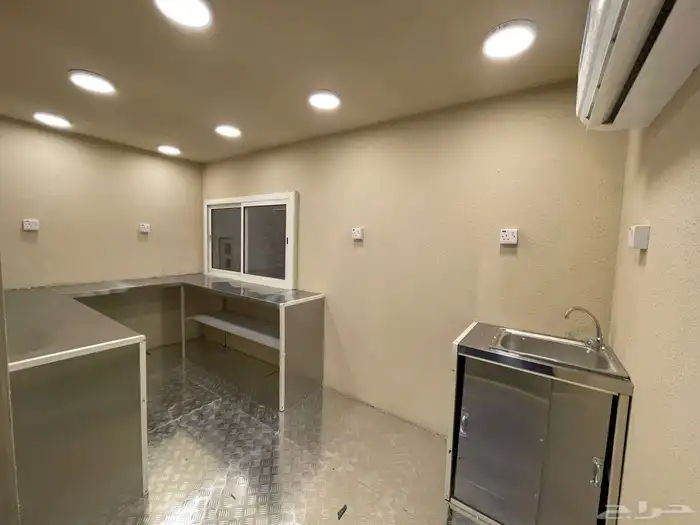 فود ترك كشك درايف ثرو 8