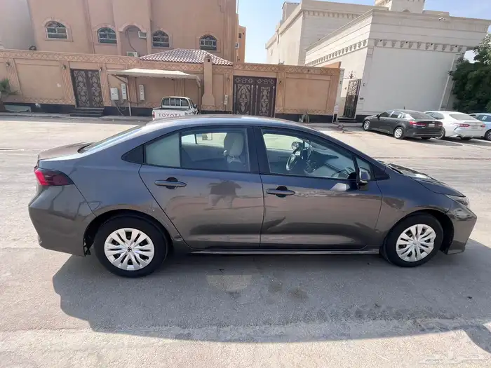 للبيع كورولا 2020 14