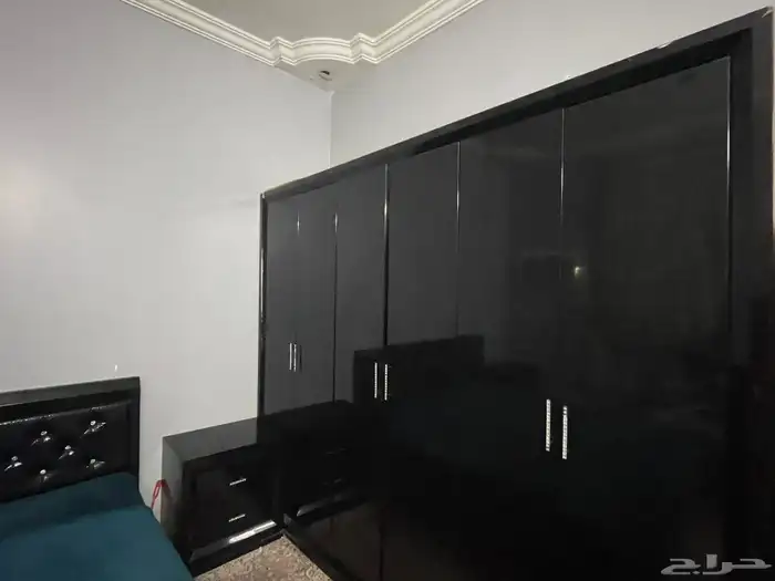 غرفة نوم اسود 2