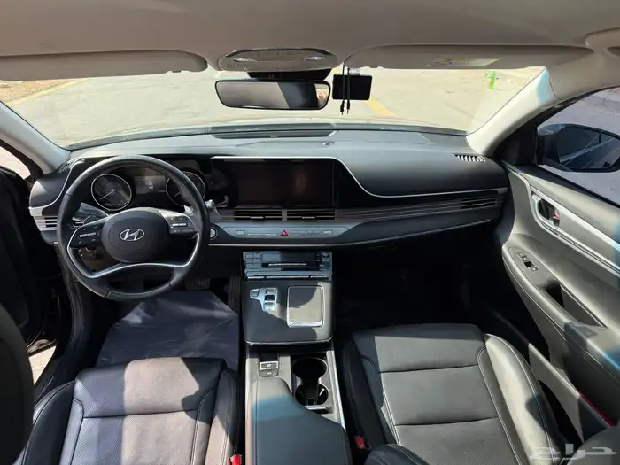 هيونداي ازيرا لون اسود داخلي أسوده ممشى قليل محركات بلد 14