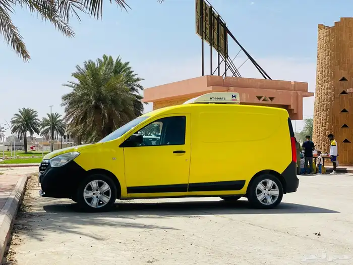 سياراة رينو دوكر ثلاجه للبيع 2019 1