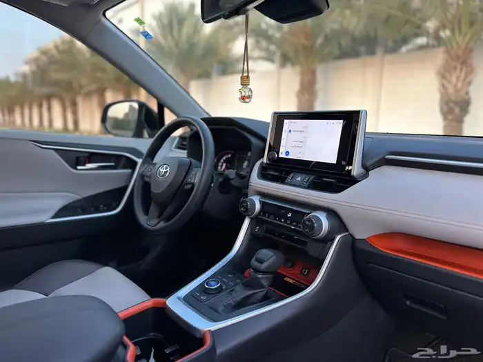 تويوتا راف فور ادفنشر 2024 شبه جديد بنزين 19