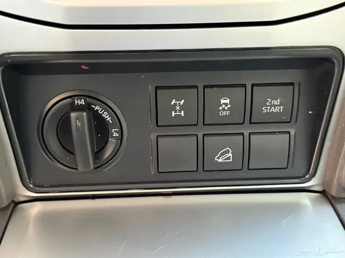 البيع برادو الساير مديل 2023 25