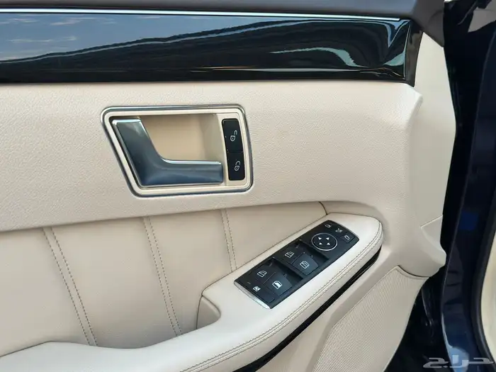 مرسيدس E300 2016 جفالي شبه جديده 16