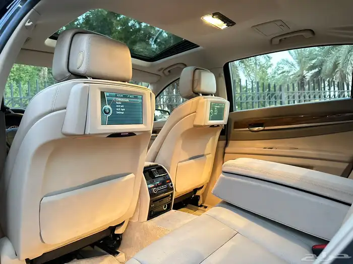 بي ام دبليوiL730 22