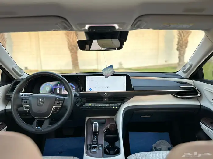 تويوتا كراون بريميوم 2025 شبه جديدة 21