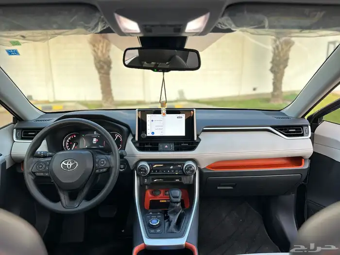 تويوتا راف فور ادفنشر 2024 شبه جديد بنزين 21