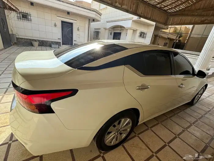 التيما 22 ابيض 2