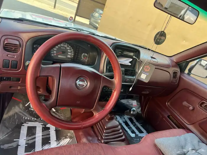 نيسان ددسن 2009 نظيف 8