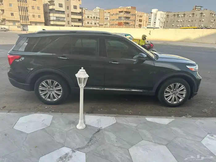 فورد اكسبلور 2022 اعلي فئة 12