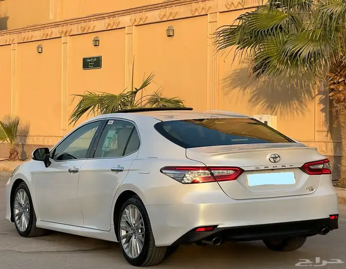 تويوتا. كامري 2022 10