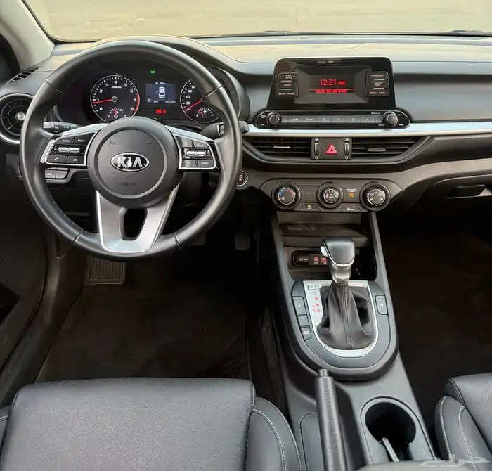 كيا K3 ( بنزين ) 2021 شبه جديدة للبيع 11