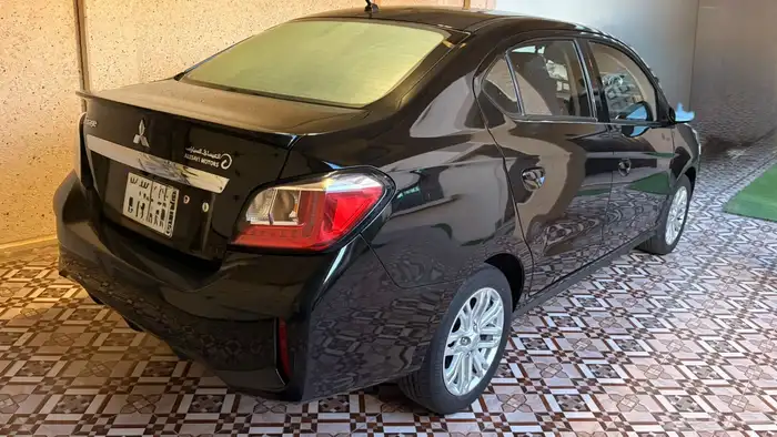 سيارة ميتسوبيشي اتراج فل كامل للبيع 1