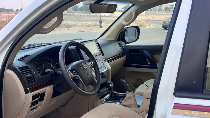 جيب لاندكروزر جكس ار مديل 2017 الممشى 288 9