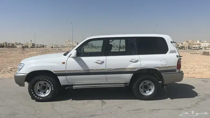 لاندكروزر (GXR) موديل 2000 ديزل 3