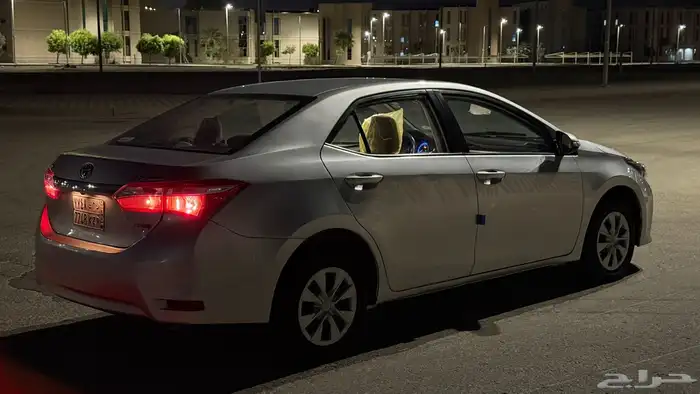 تويوتا كورولا 2016 10