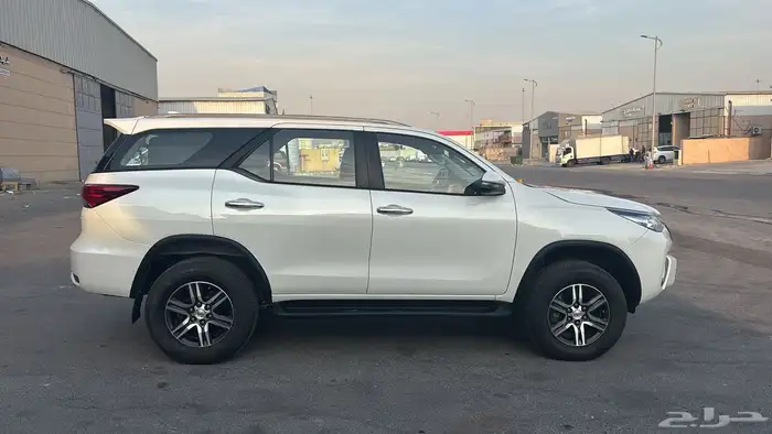 فورتشنر 6 سلندر 2019 - عداد 135 الف كم 7