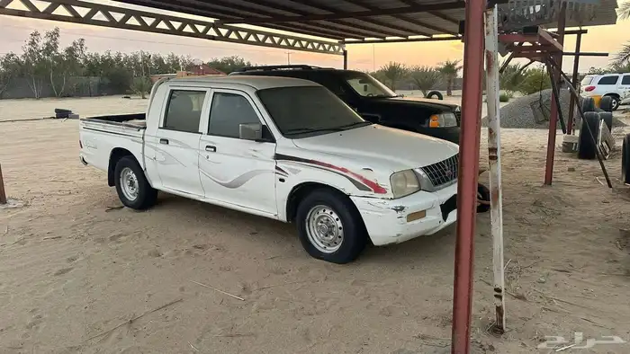 مستبيشي 2005 0