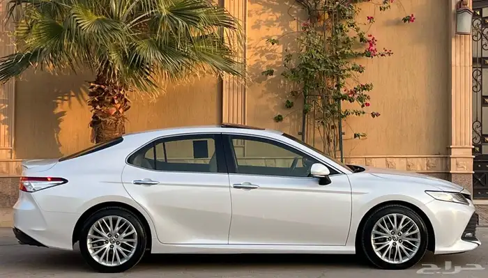 تويوتا. كامري 2022 7