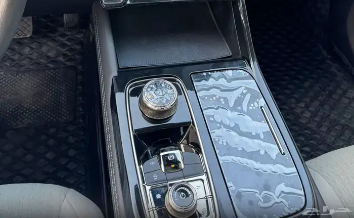 فورد تيرتورى موديل 2025 امبيانتى مستخدم نضيف 4