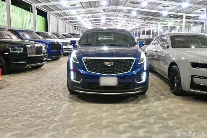 كاديلاك XT5 2023 ضمان وصيانه مجانيه شبه جديد 1