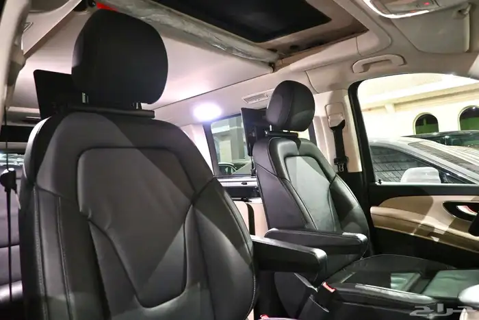 مرسيدس V-Class Marco Polo 2023 16