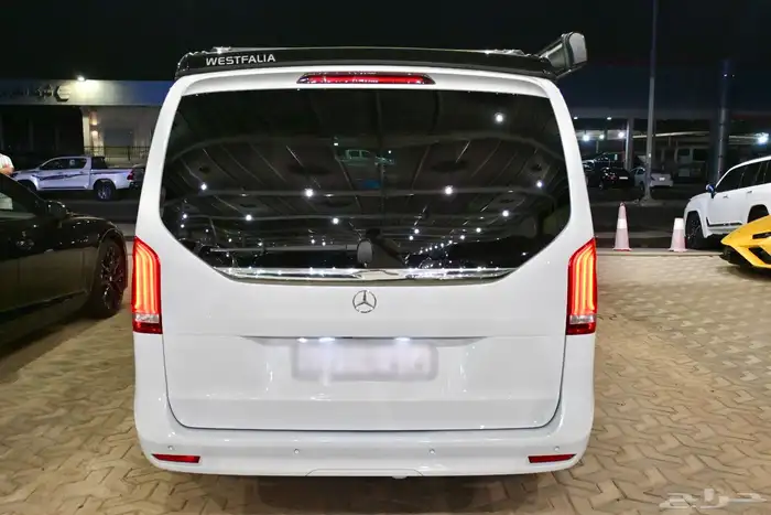 مرسيدس V-Class Marco Polo 2023 12