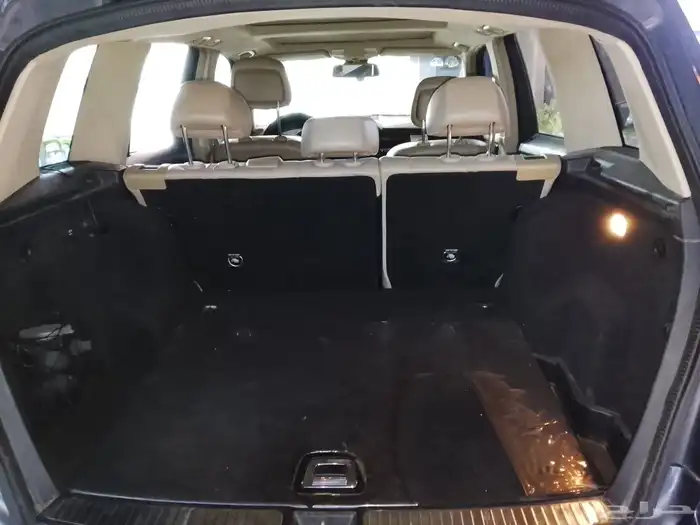 للبيع مرسيدس موديل 2011 7