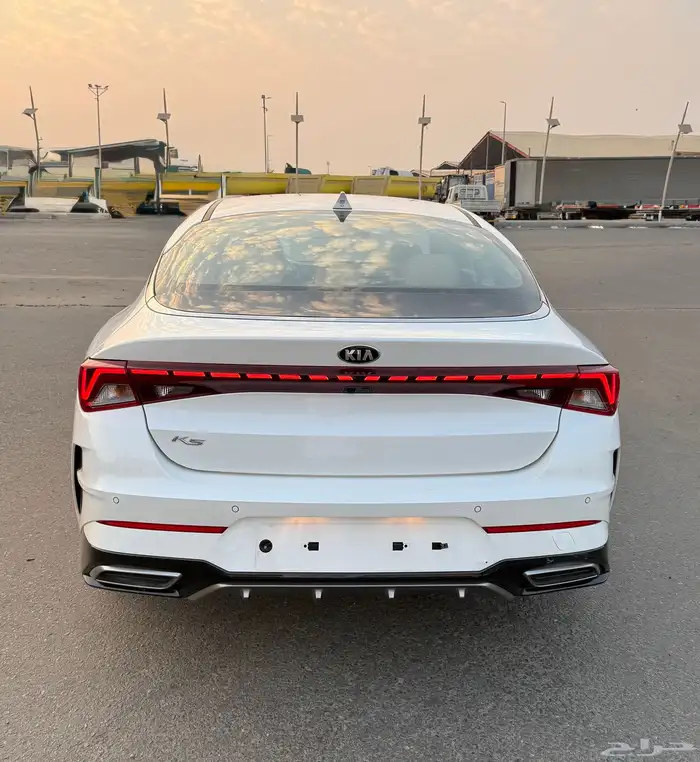 كيا K5 اعلا مواصفات بدون بنورما 2021 داخل جملي للبيع 4