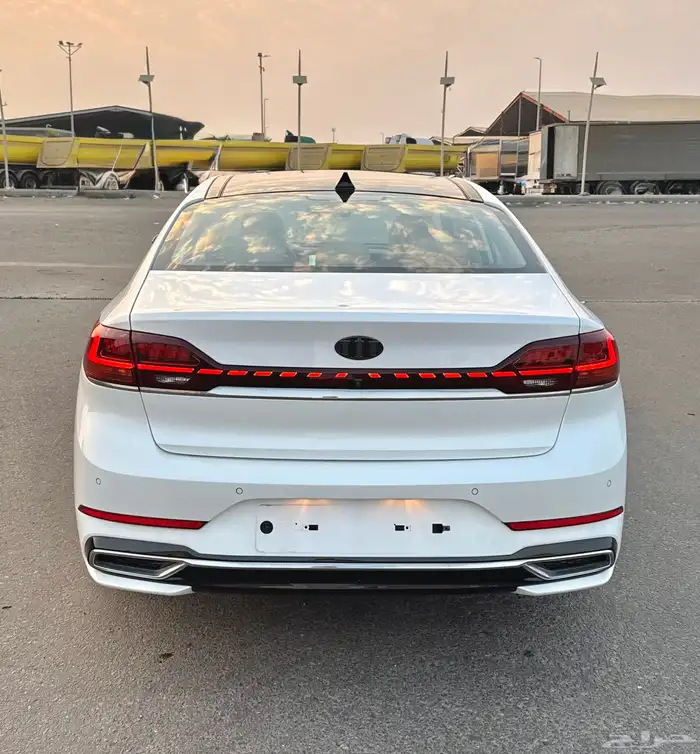 كيا K7 كادينزا 2020 بنورما اعلا مواصفات بحالة الوكاله للبيع 4