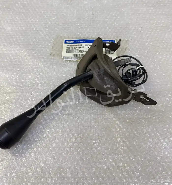 جلدة عصا قير لينكون تاون كار 2004 0