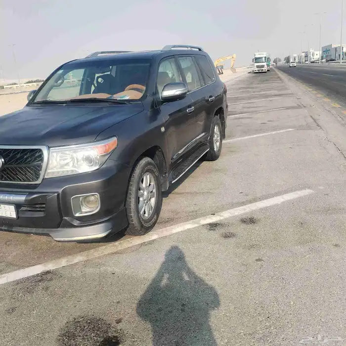 جيب لاندكروزر مديل 2009 GXR 6