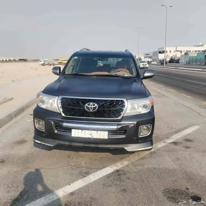 جيب لاندكروزر مديل 2009 GXR 2