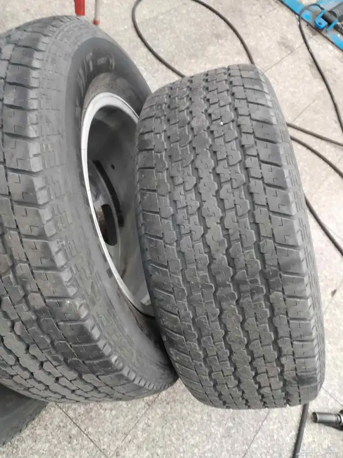 جنوط لاند كروزر. 2015 أصلي وكالة 1