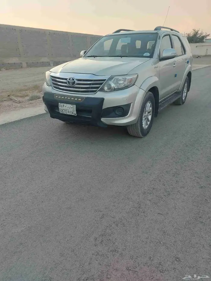 تويوتا فورتشنر 2012 1